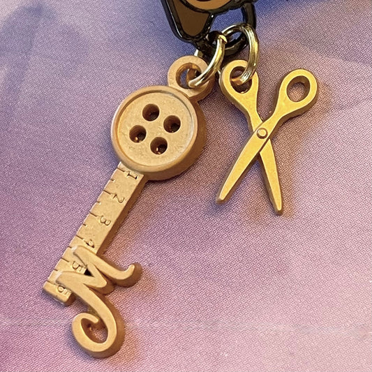 Robe Shop Key Pin