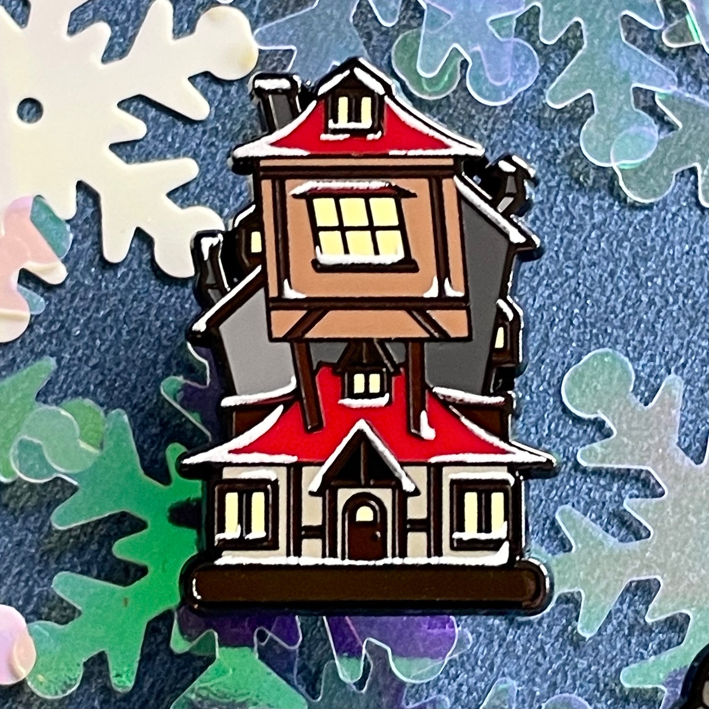2022 Tree Ornament Pins and Magnets